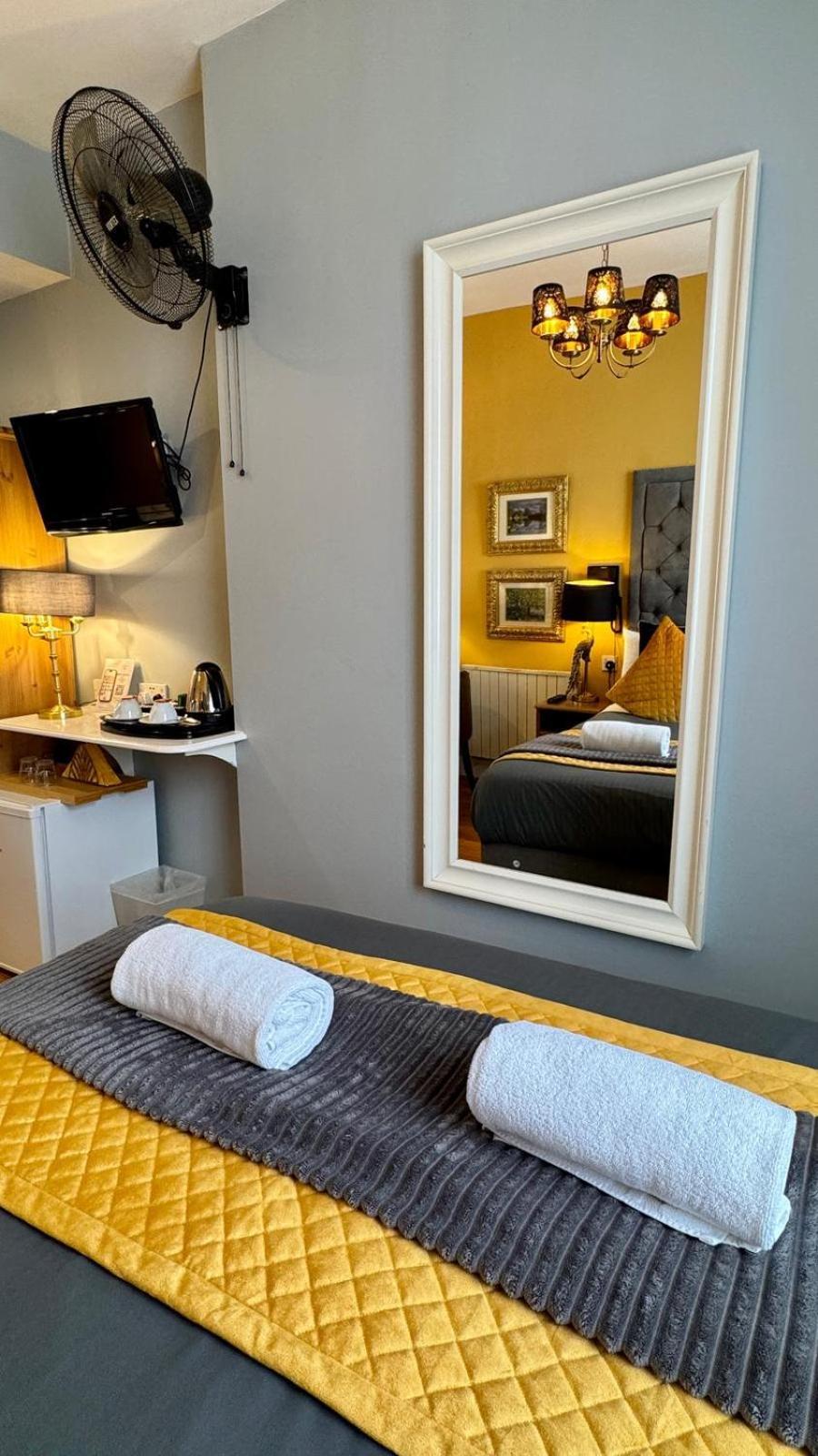 Piccolino Hyde Park Hotel London Ngoại thất bức ảnh