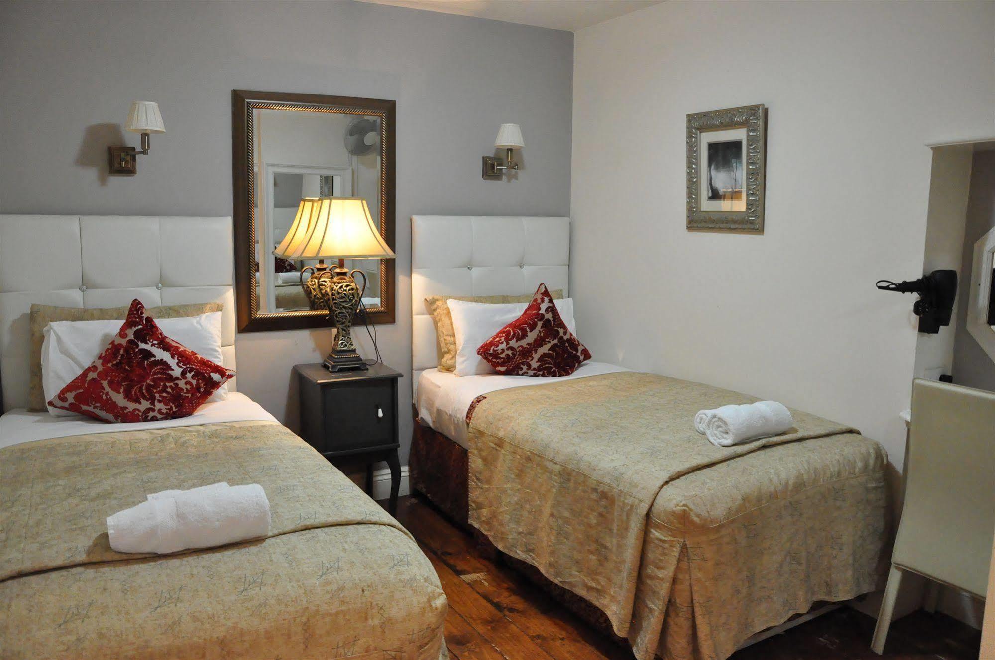 Piccolino Hyde Park Hotel London Ngoại thất bức ảnh